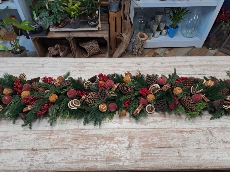 Luxury Christmas Garland – Faux & Dried Festive Blend