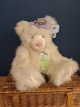 Lola Bear